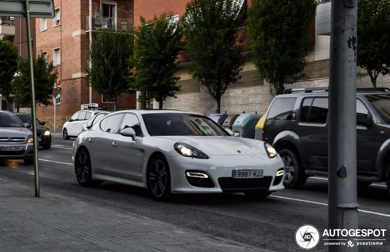 Porsche 970 Panamera GTS MkI