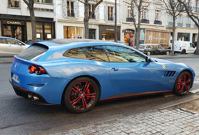 Ferrari GTC4Lusso