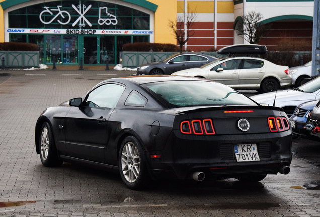 Ford Mustang GT 2013