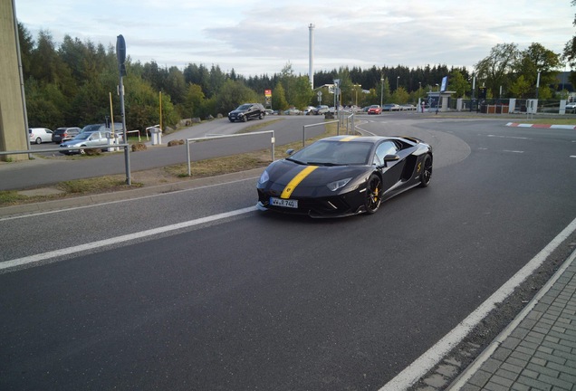 Lamborghini Aventador S LP740-4