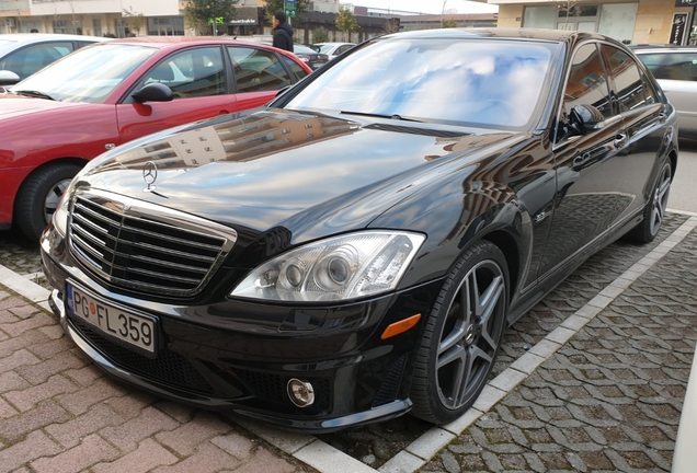 Mercedes-Benz S 63 AMG W221