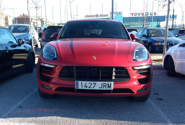 Porsche 95B Macan GTS