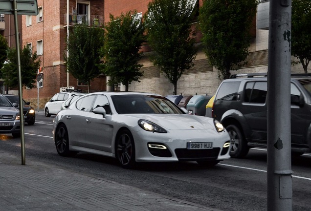 Porsche 970 Panamera GTS MkI