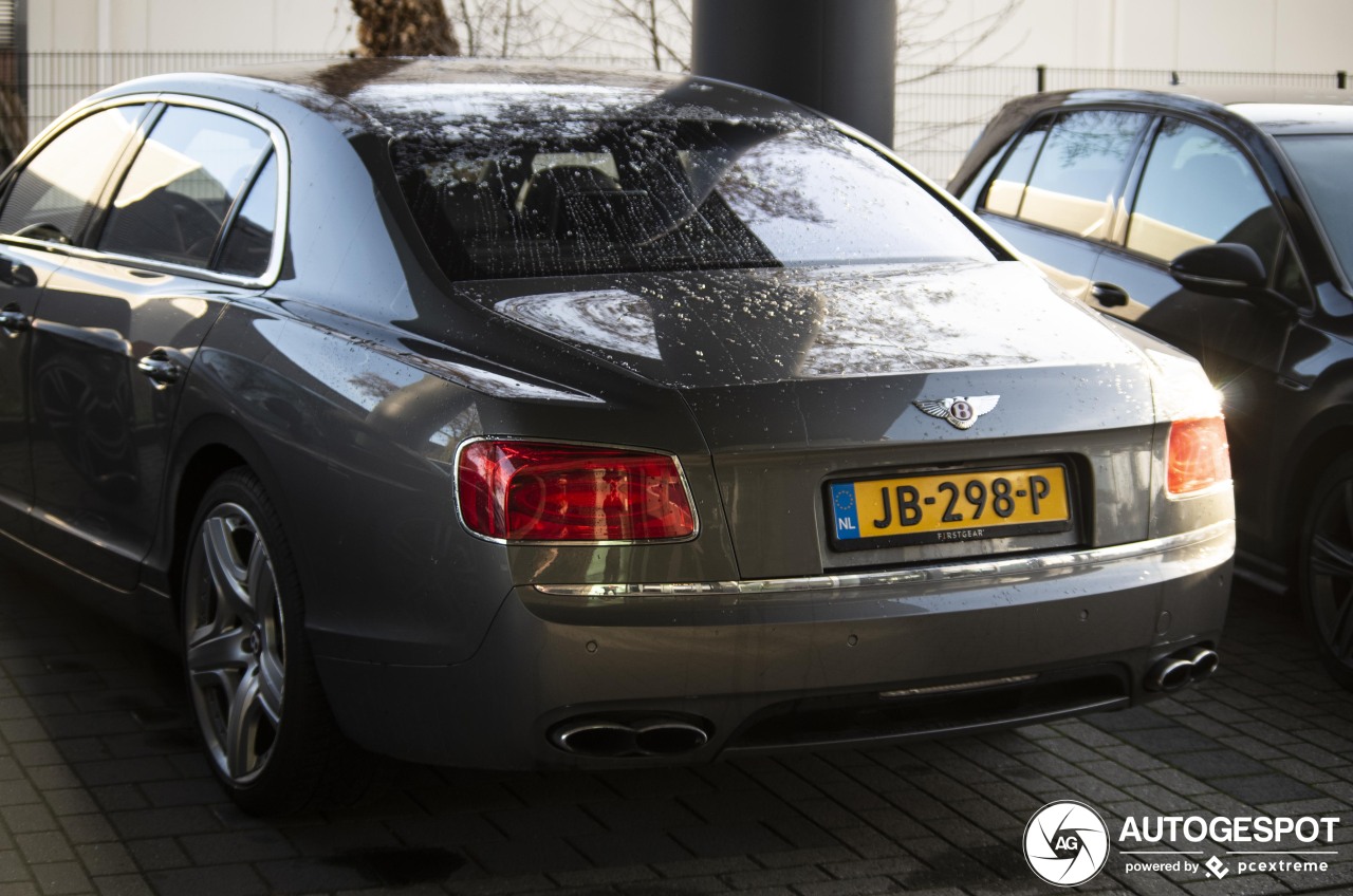 Bentley Flying Spur V8