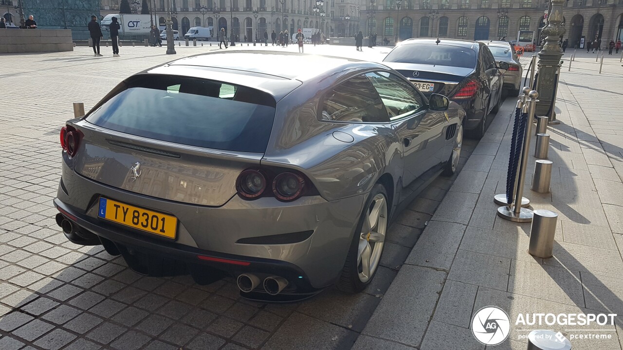 Ferrari GTC4Lusso