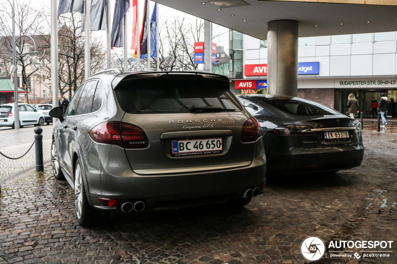 Porsche 958 Cayenne GTS