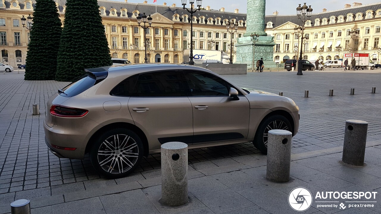 Porsche 95B Macan Turbo