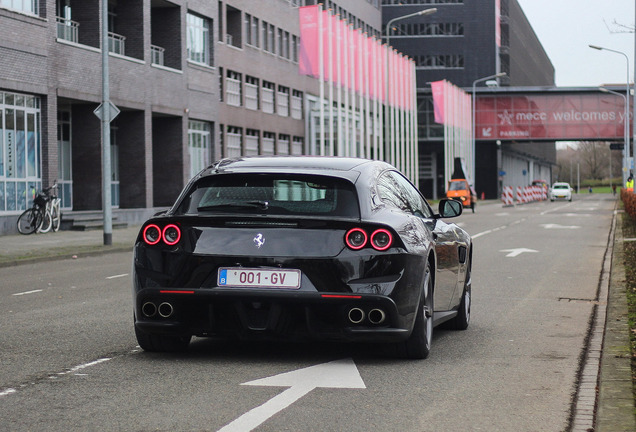 Ferrari GTC4Lusso T