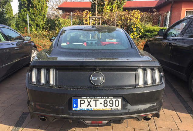 Ford Mustang GT 2015