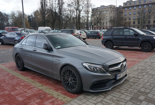 Mercedes-AMG C 63 S W205