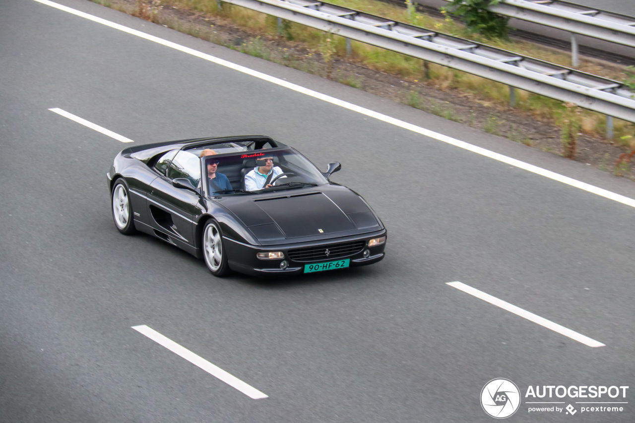 Ferrari F355 GTS