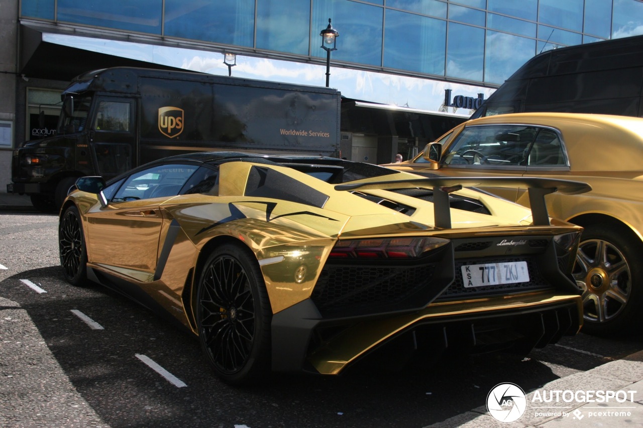 Lamborghini Aventador LP750-4 SuperVeloce Roadster