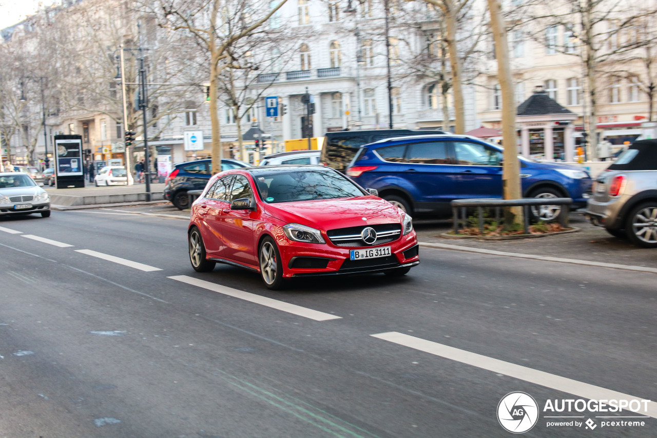 Mercedes-Benz A 45 AMG