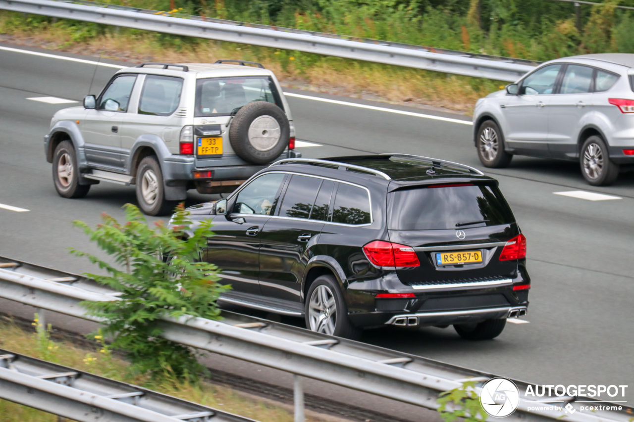 Mercedes-Benz GL 63 AMG X166