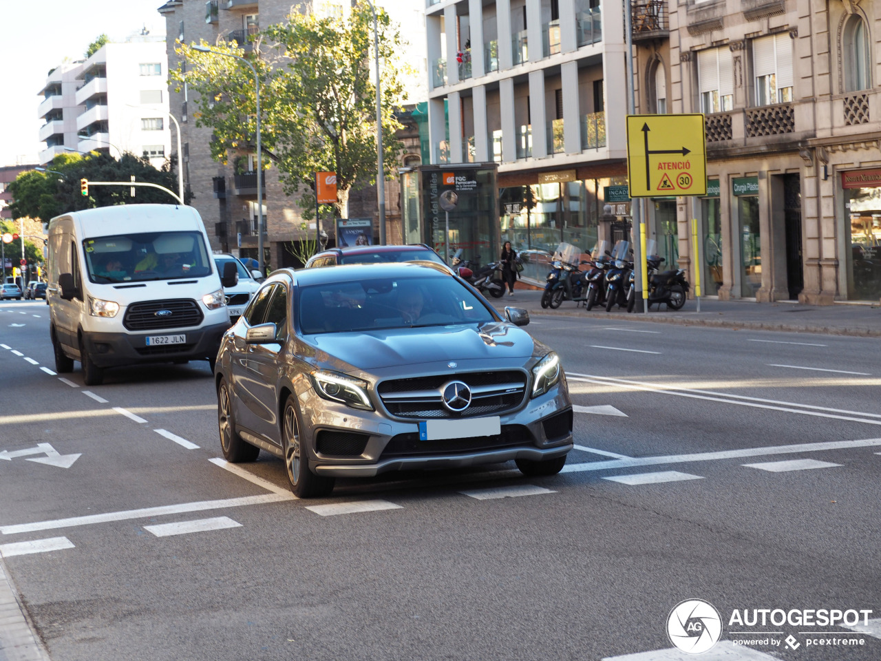 Mercedes-AMG GLA 45 X156