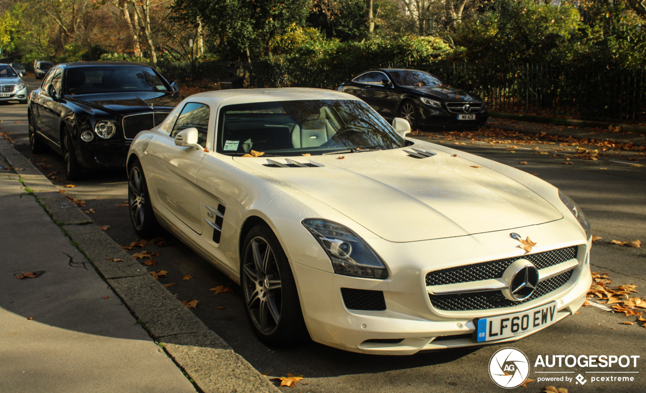 Mercedes-Benz SLS AMG