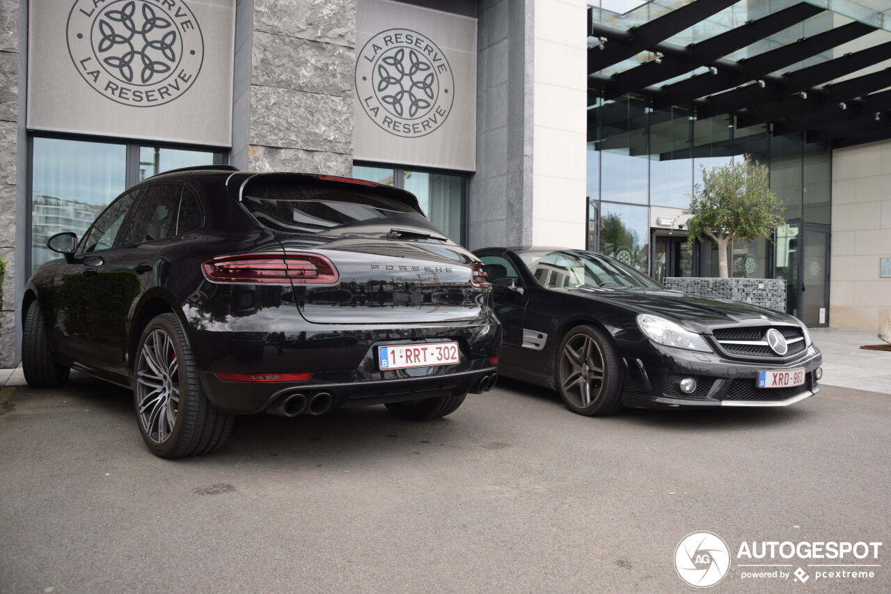 Porsche 95B Macan GTS