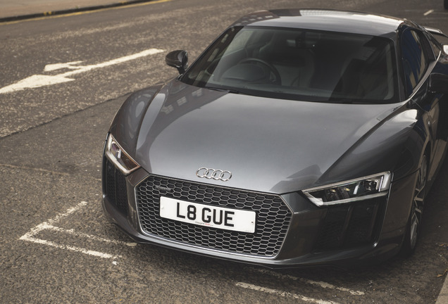 Audi R8 V10 Plus 2015