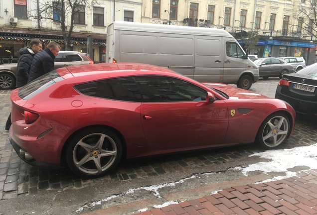 Ferrari FF