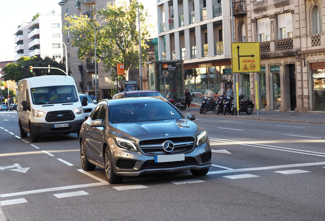 Mercedes-AMG GLA 45 X156