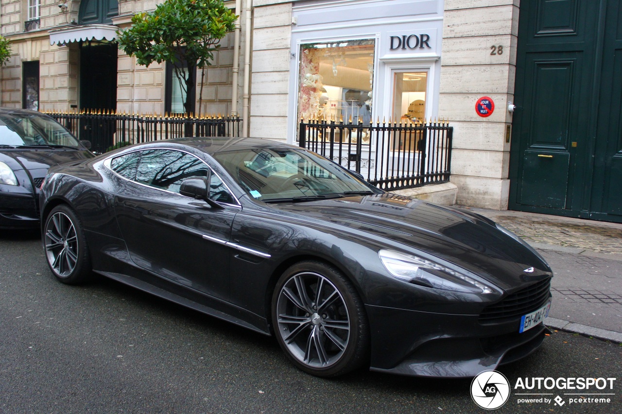 Aston Martin Vanquish 2013