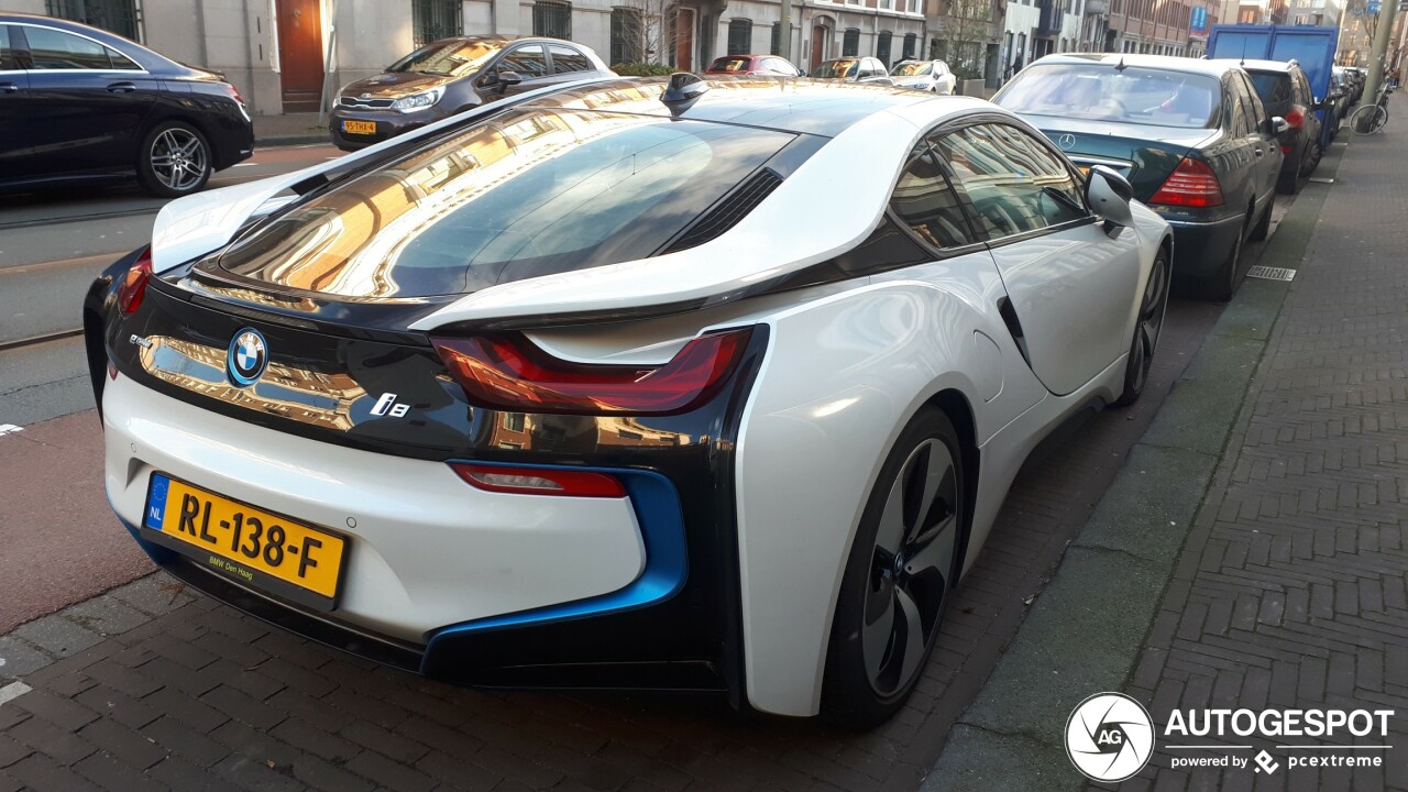 BMW i8