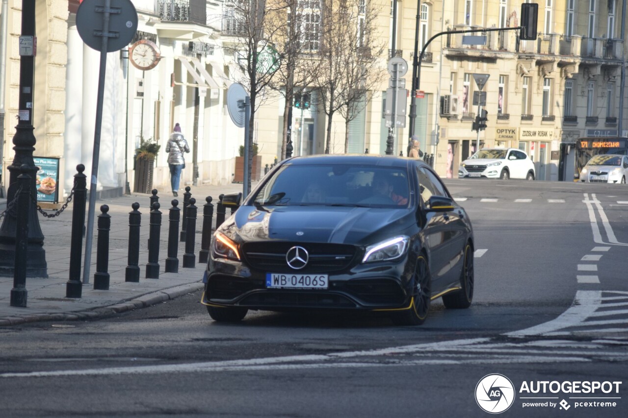 Mercedes-AMG CLA 45 C117 Yellow Night Edition