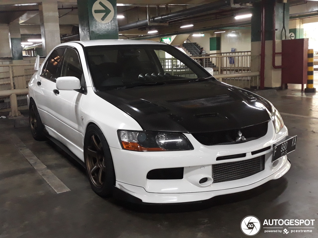 Mitsubishi Lancer Evolution IX MR