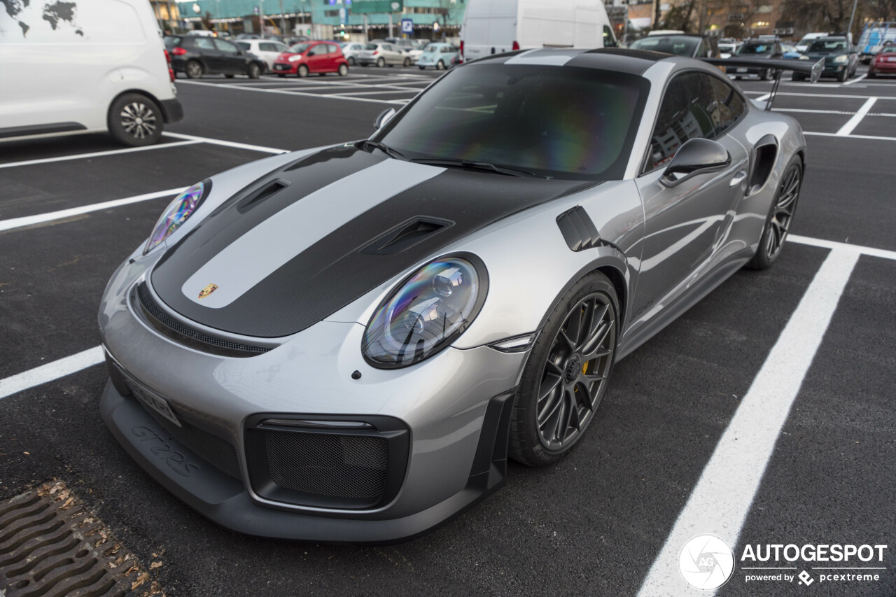 Porsche 991 GT2 RS Weissach Package