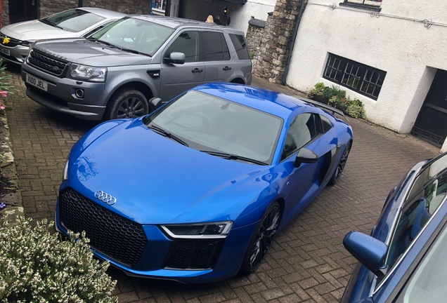 Audi R8 V10 Plus 2015