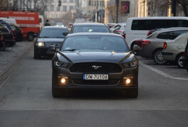 Ford Mustang GT 2015