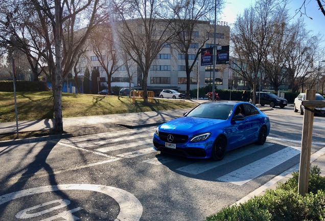 Mercedes-AMG C 63 S W205