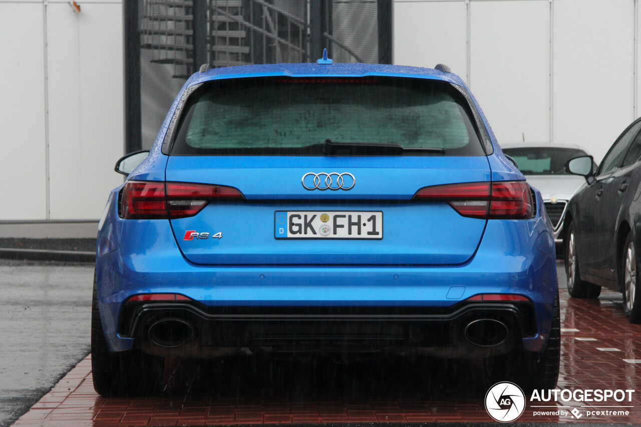 Audi RS4 Avant B9