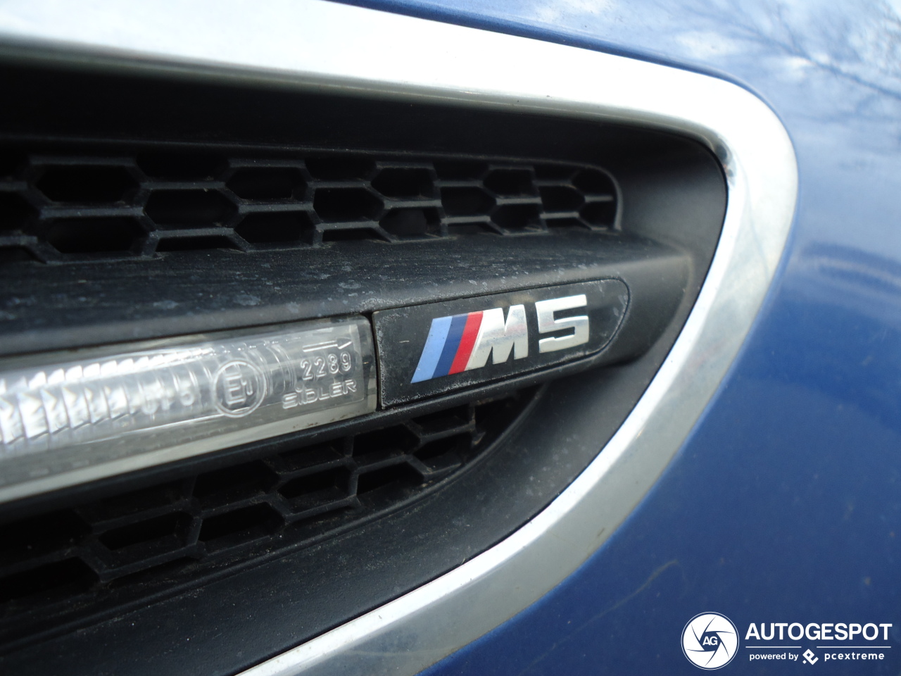 BMW M5 F10 2011