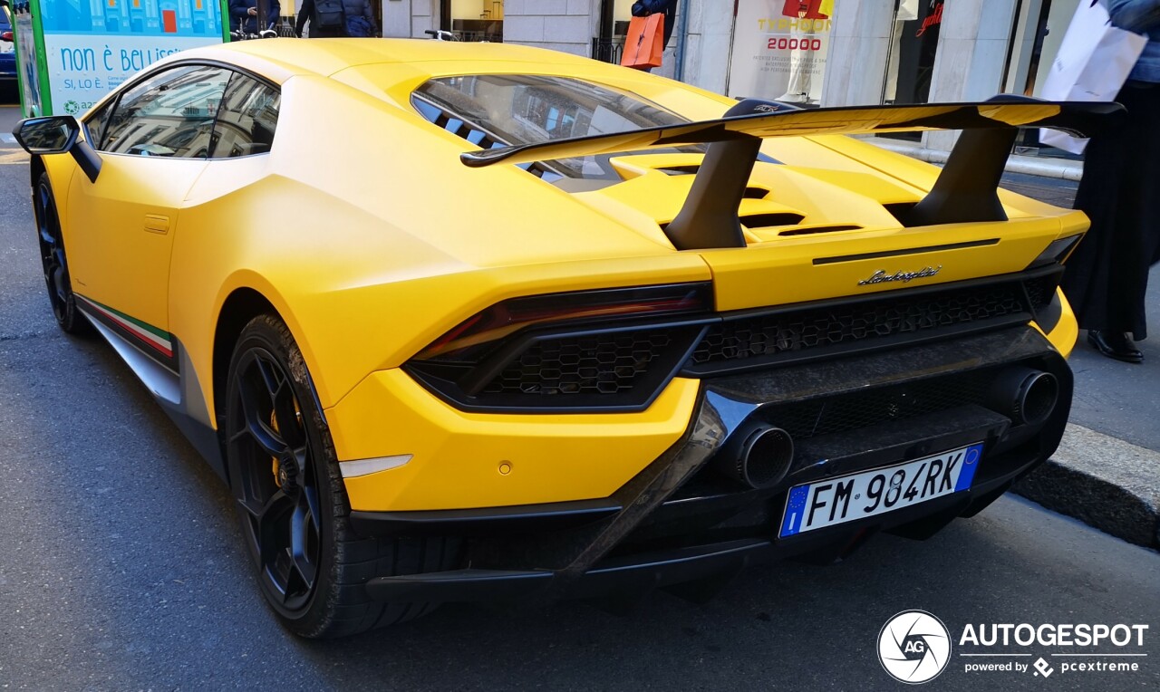 Lamborghini Huracán LP640-4 Performante