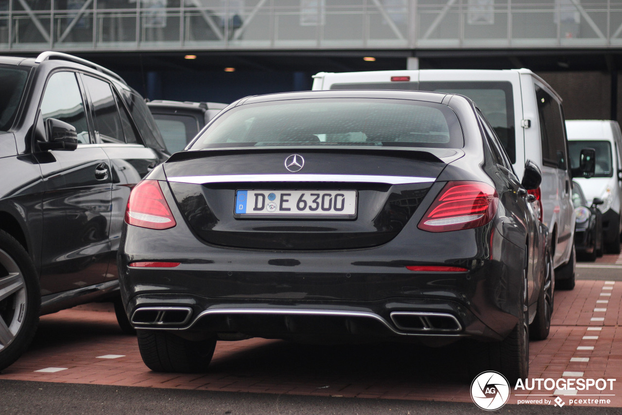 Mercedes-AMG E 63 S W213