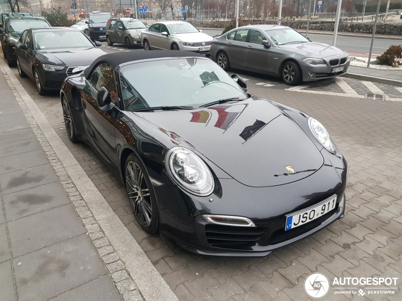 Porsche 991 Turbo S Cabriolet MkI