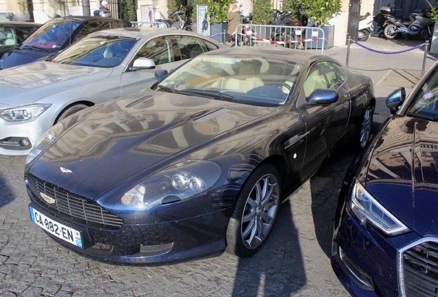 Aston Martin DB9