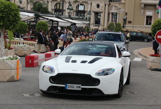 Aston Martin V12 Vantage S