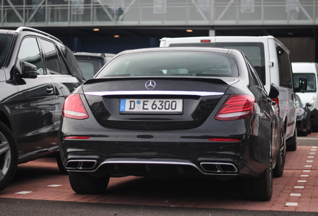 Mercedes-AMG E 63 S W213