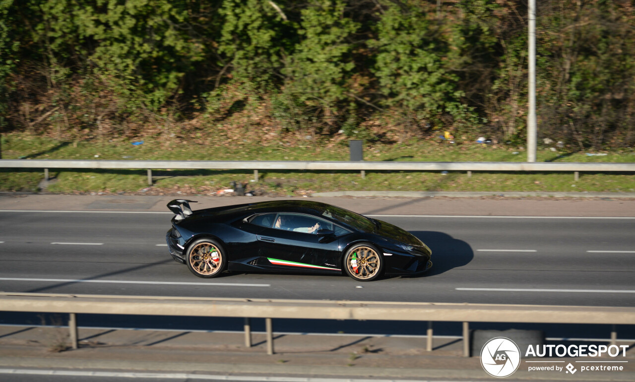 Lamborghini Huracán LP640-4 Performante