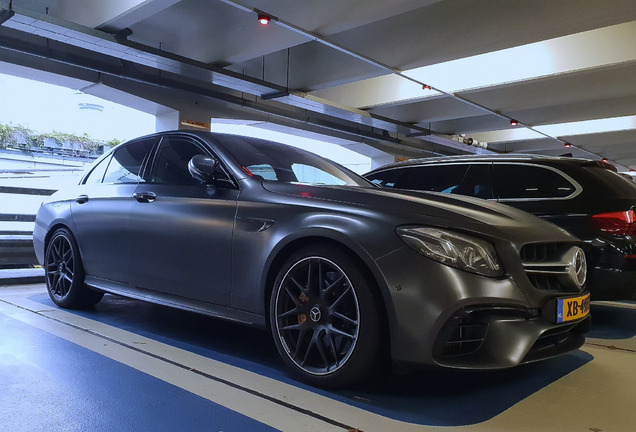 Mercedes-AMG E 63 S W213