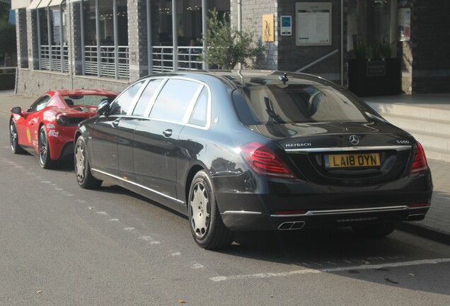 Mercedes-Maybach S 600 Pullman VV222