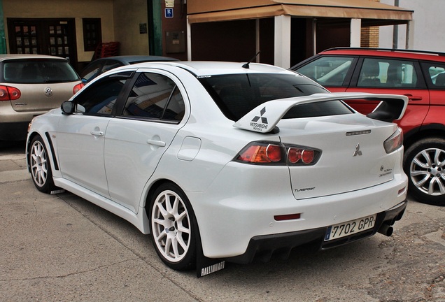 Mitsubishi Lancer Evolution X