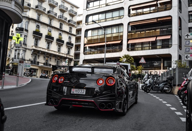 Nissan GT-R 2011 Nismo