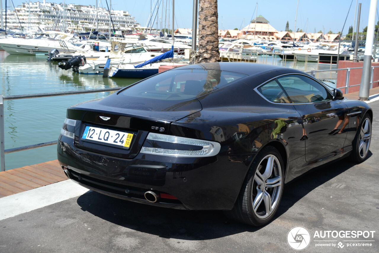 Aston Martin DB9