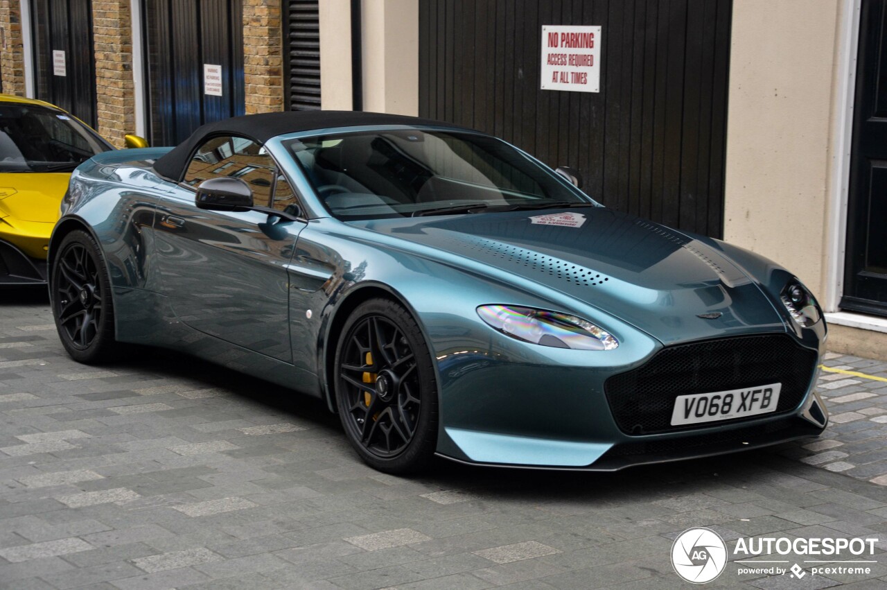 Aston Martin V12 Vantage V600 Roadster