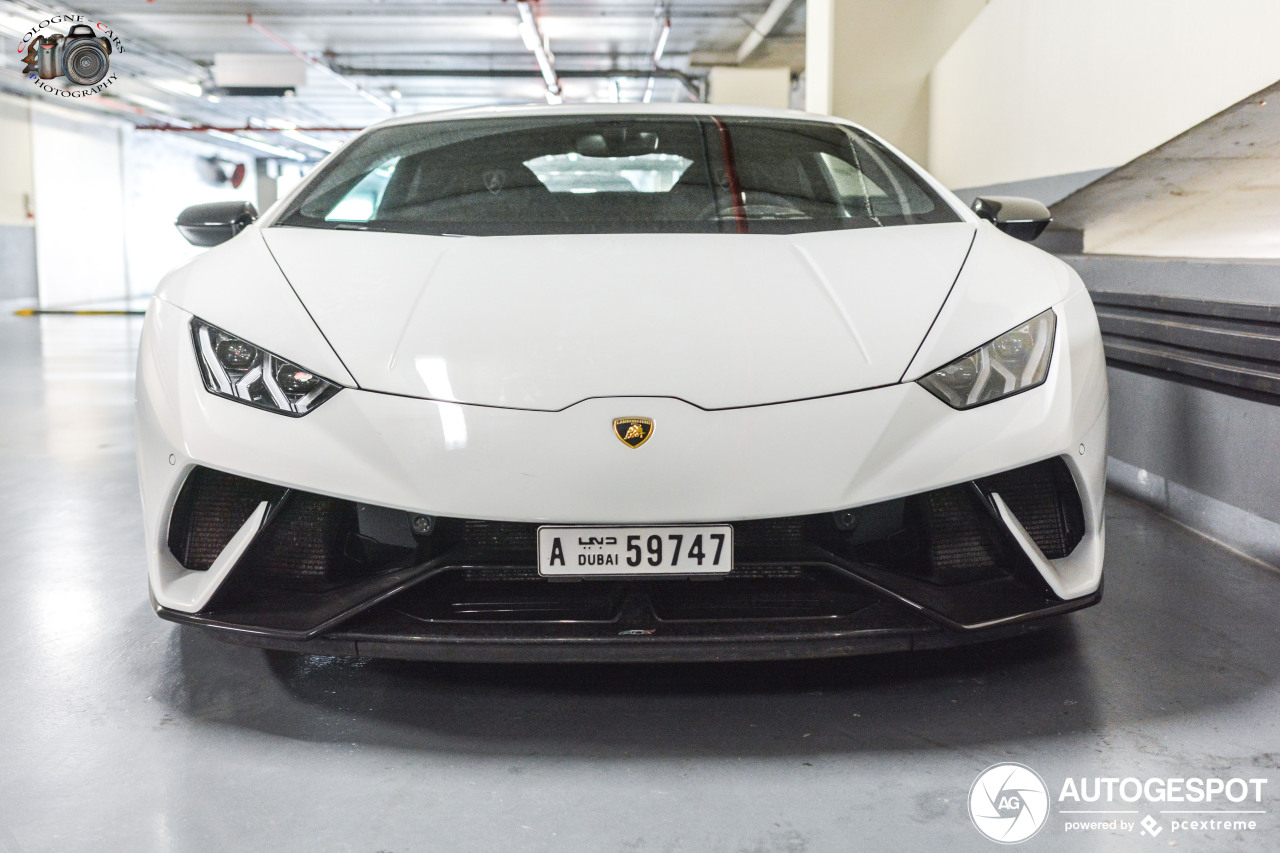 Lamborghini Huracán LP640-4 Performante