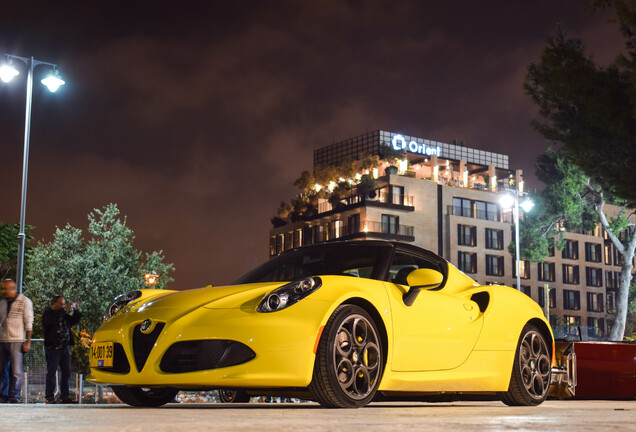 Alfa Romeo 4C Spider