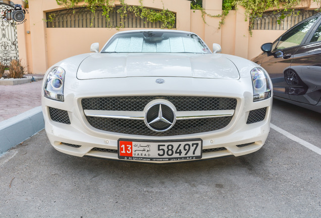 Mercedes-Benz SLS AMG Roadster